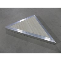 Classic Aluminum-Beige Triangle Corner (L)