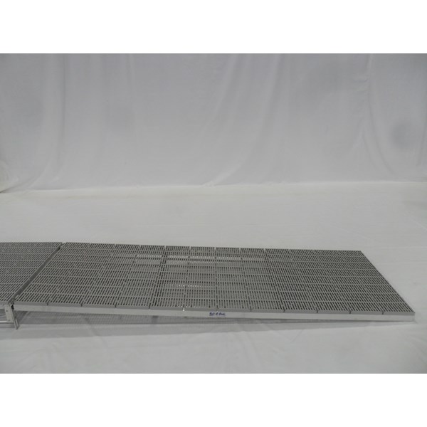 4'X12' Ramp Aluminum-Thruflow Gray With Hinge